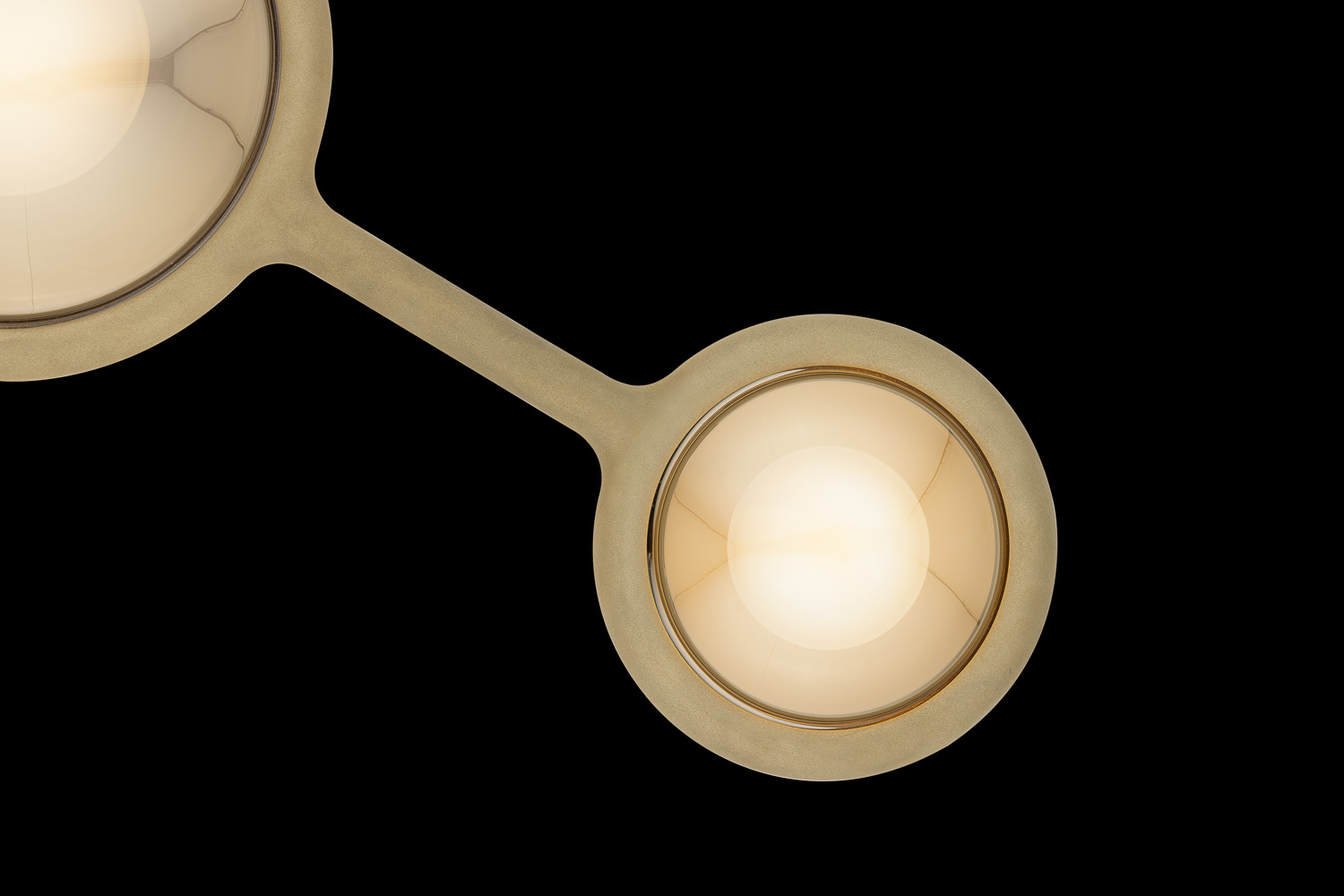 Потолочный/настенный светильник Cassiopea Medium